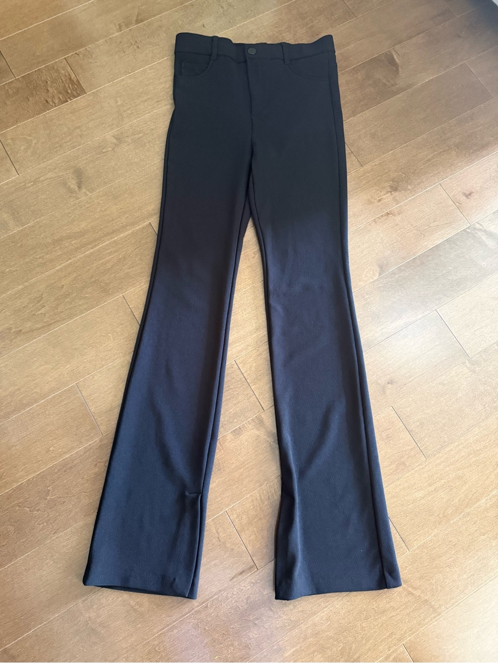 Zara Black slightly Flared Pants medium